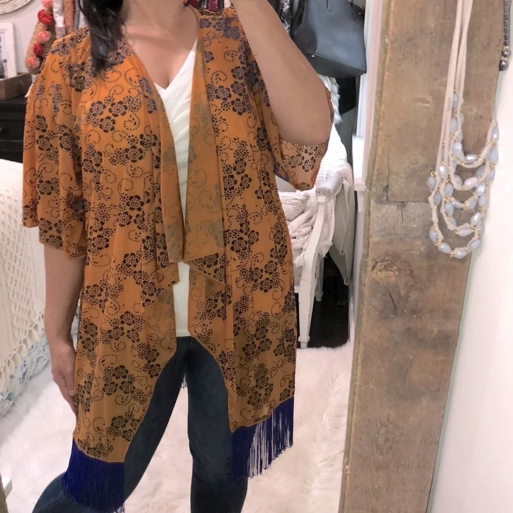 LulaRoe size XLarge floral embellished cardigan - Picture 3 of 6